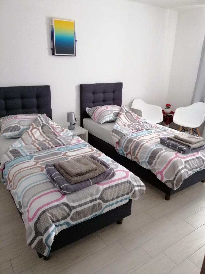 PUY Studio Apartment Mila מראה חיצוני תמונה