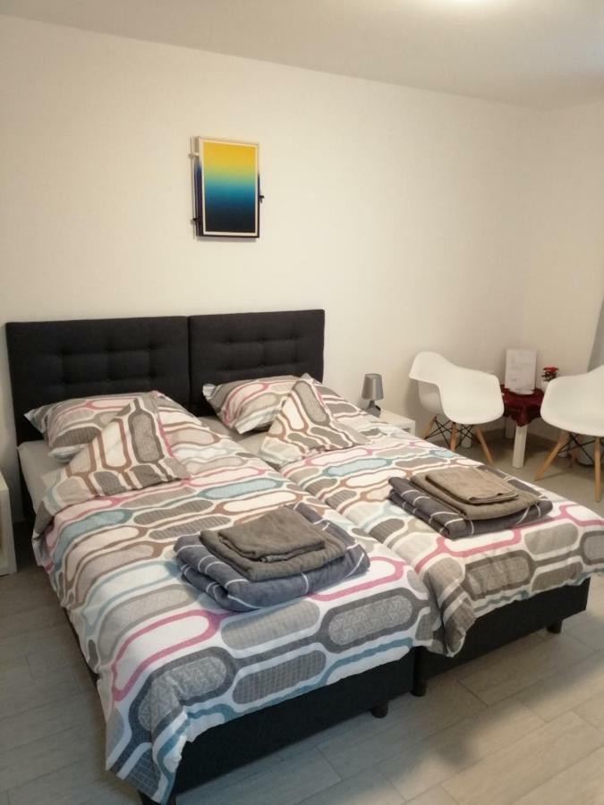 PUY Studio Apartment Mila מראה חיצוני תמונה